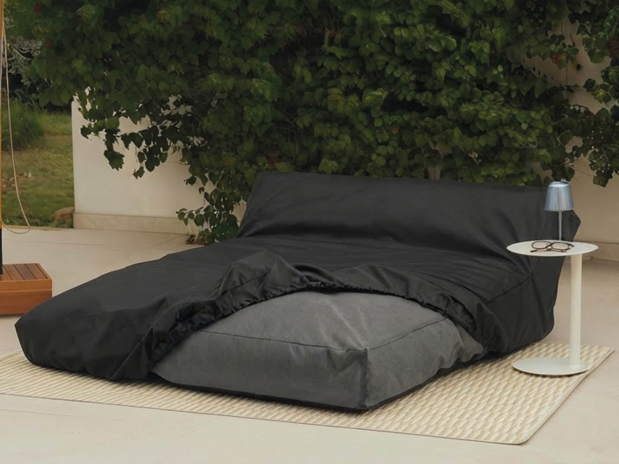Schutzhülle für unsere Outdoor Lounge 'Das Daybed'