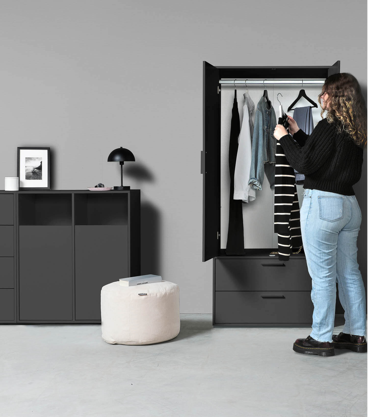 Armoire enfant pour chambre à coucher, style contemporain